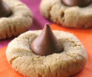 4 Ingredient Peanut Butter Blossom Cookies