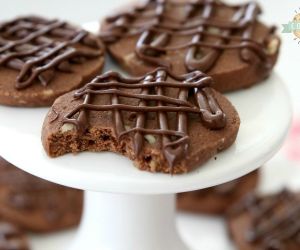 Chocolate Pecan Shortbread Cookies