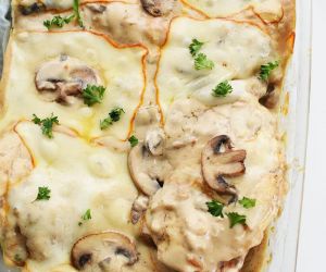 Cream of Mushroom Chicken Bake with Cheese ⋆ Sizzling Eats