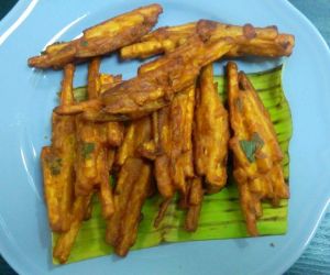 Kozhikal(tapioca fritters)| how to make Thalassery special kozhikal
