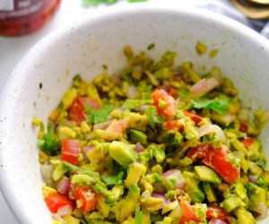 Homemade Guacamole Recipe