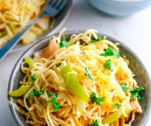 Veg Hakka Noodles Recipe