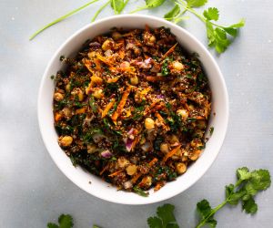 QUINOA CHICKPEA SALAD RECIPE