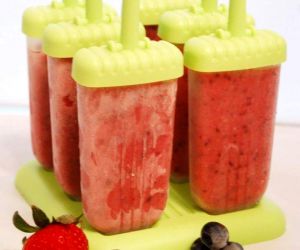 HEALTHY HOMEMADE STRAWBERRY APPLE ICE POPS