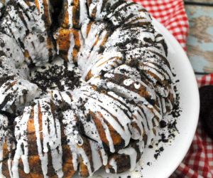 Decadent OREO Monkey Bread