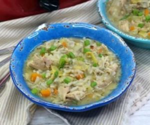 Slow Cooker Chicken Artichoke Soup with Rice