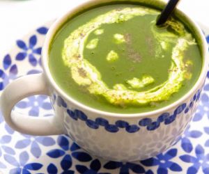 HEALTHY PALAK SOUP | SPINACH SOUP