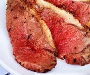 Herb and Garlic Crusted Wagyu Roast with Whipped Potatoes